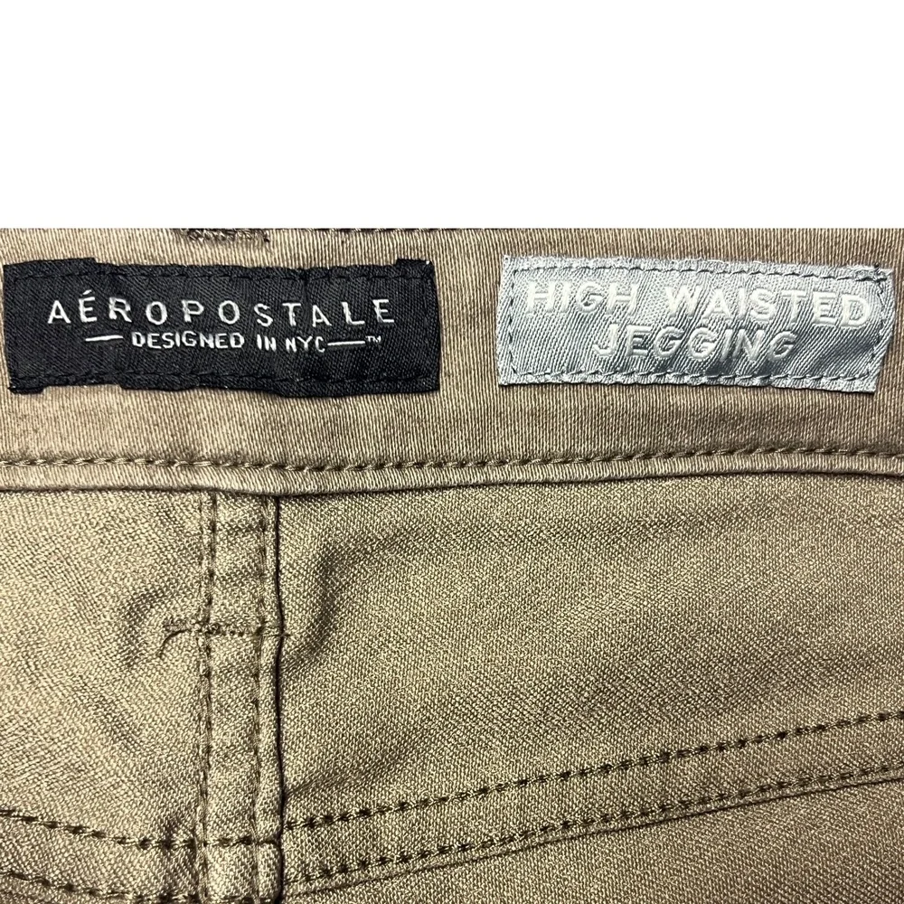 Aeropostale Brown‎ Khaki High Waisted Jegging Uniform Chino Stretch 4 Regular